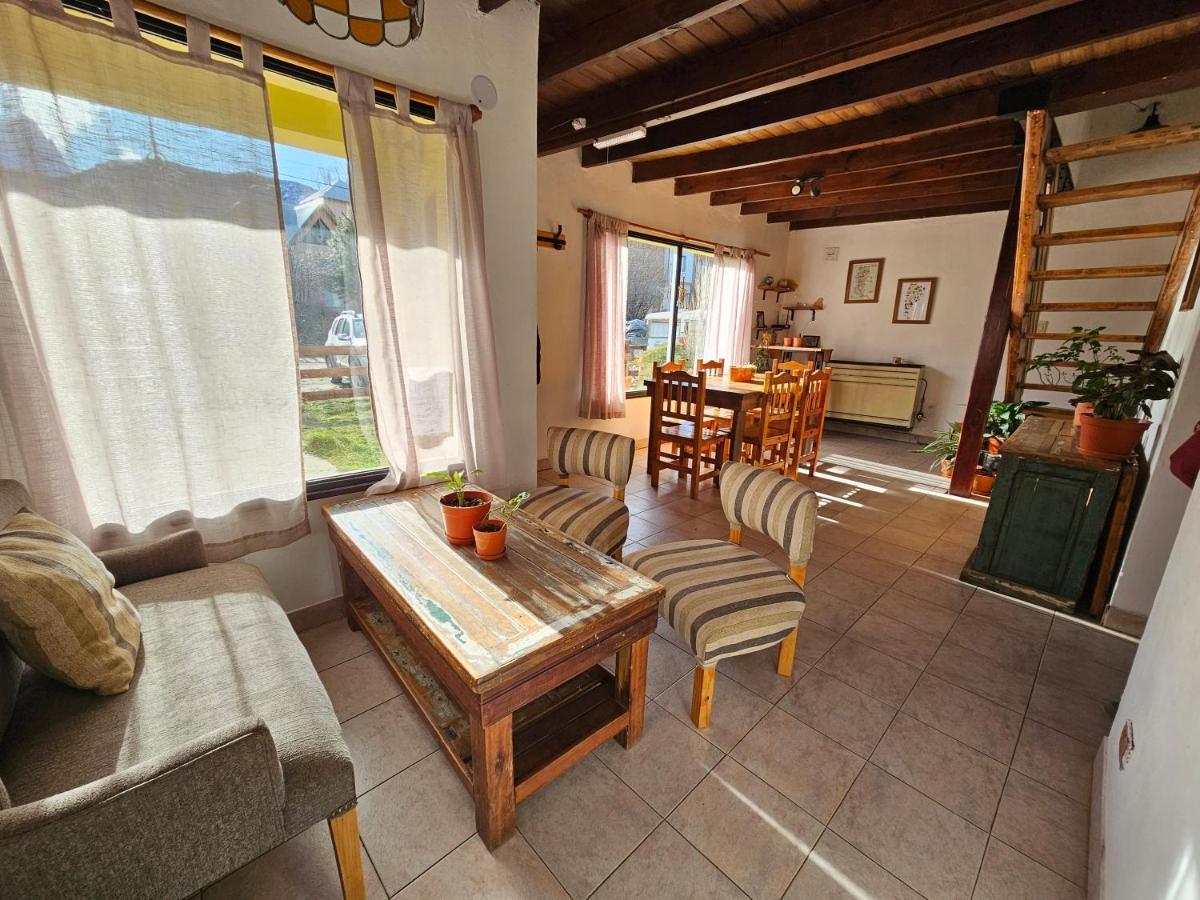 Yellow House Cottage El Chalten Εξωτερικό φωτογραφία